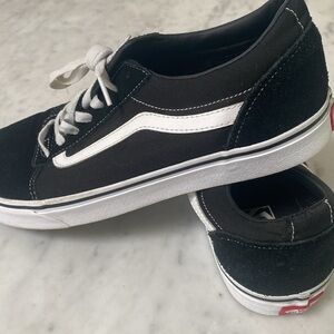 VANS old skool NWOT Men’s 10.5